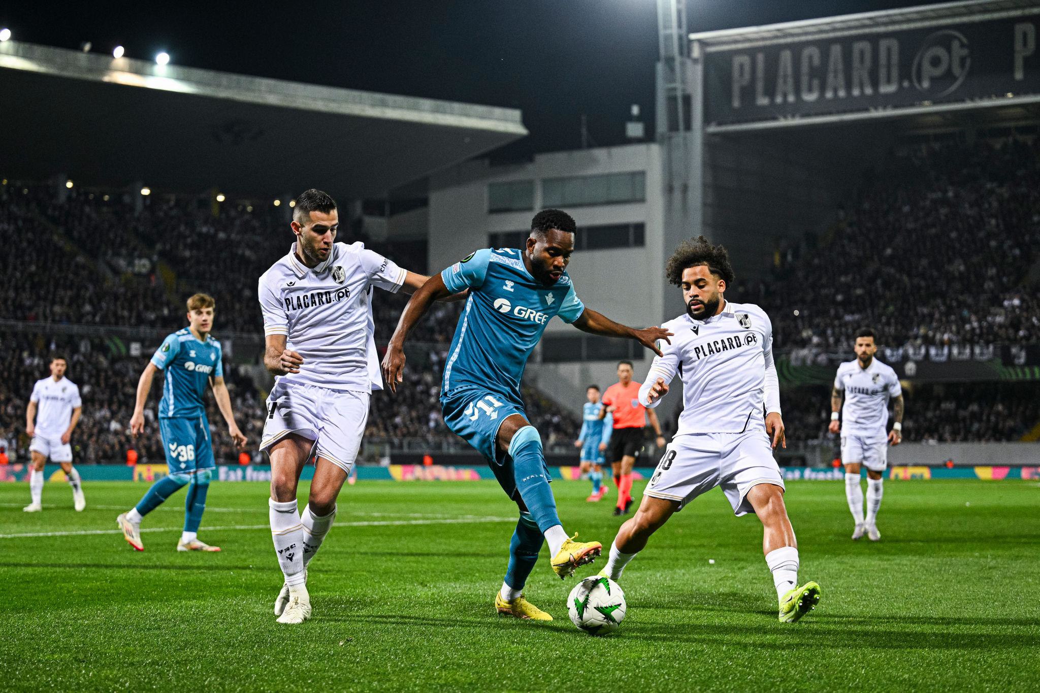 بث مباشر ريال بيتيس و سبورتنغ براغا – الموعد والقنوات الناقلة في قمة أوروبية مرتقبة